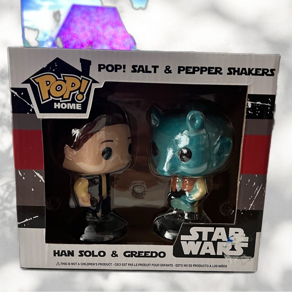 Star Wars cantena scene salt and pepper shakers - Han Solo and Greedo